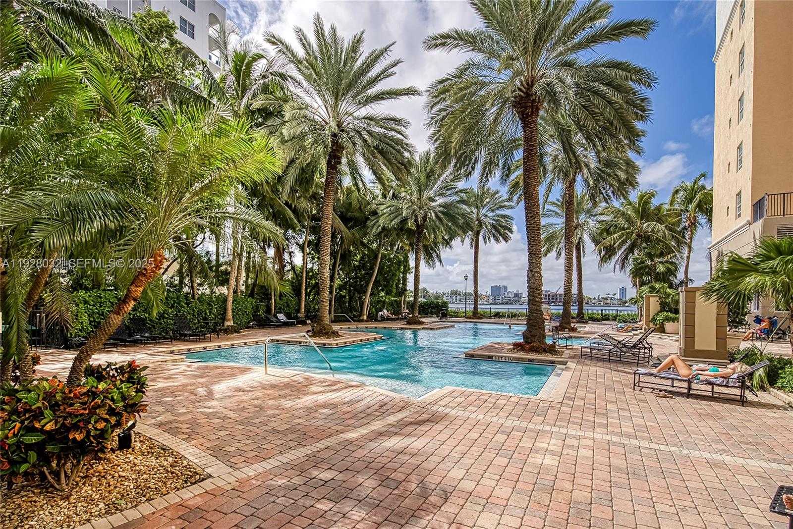 Small Image of 17150 NORTH BAY RD #2618, Sunny Isles Beach Number 40