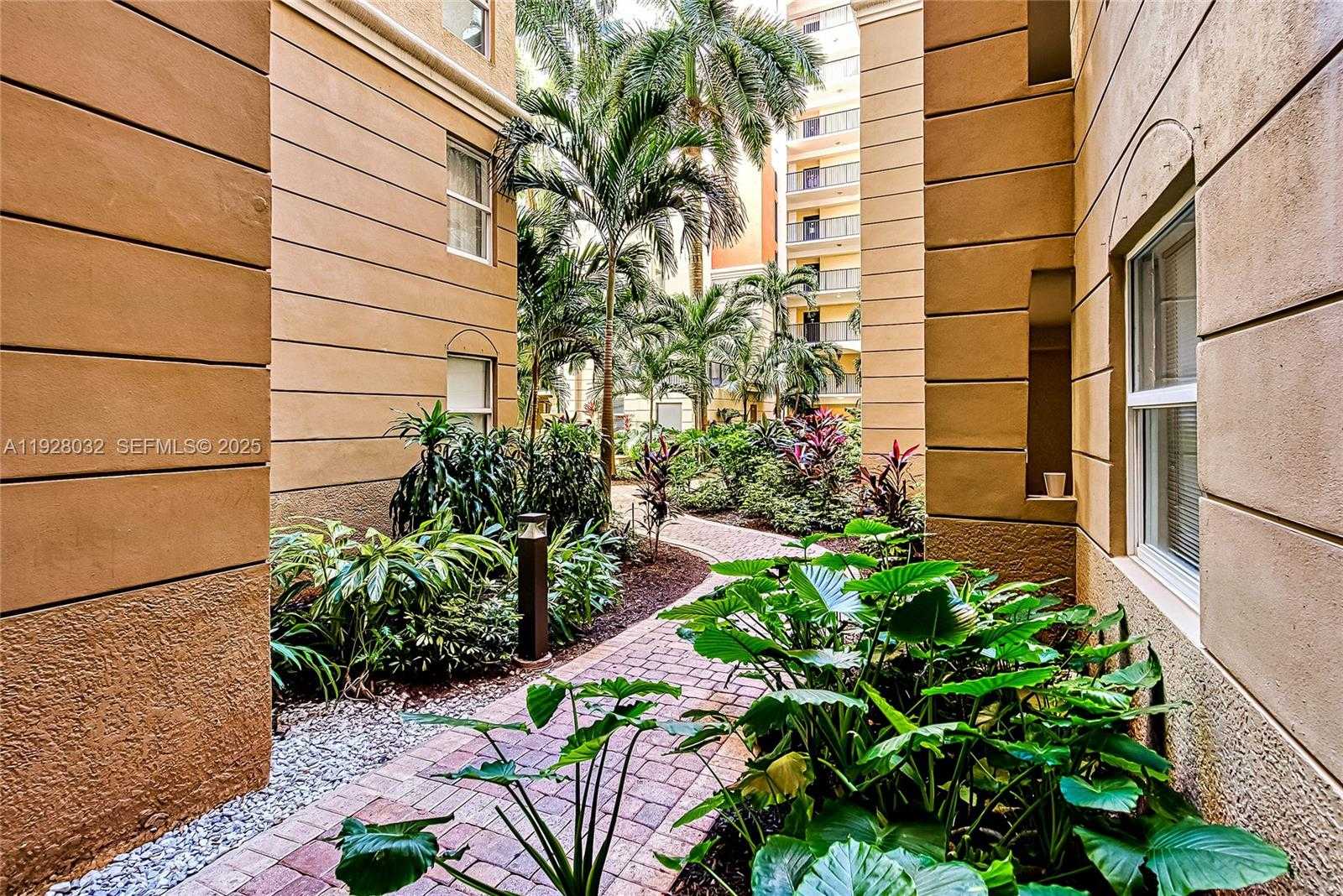 Small Image of 17150 NORTH BAY RD #2618, Sunny Isles Beach Number 47