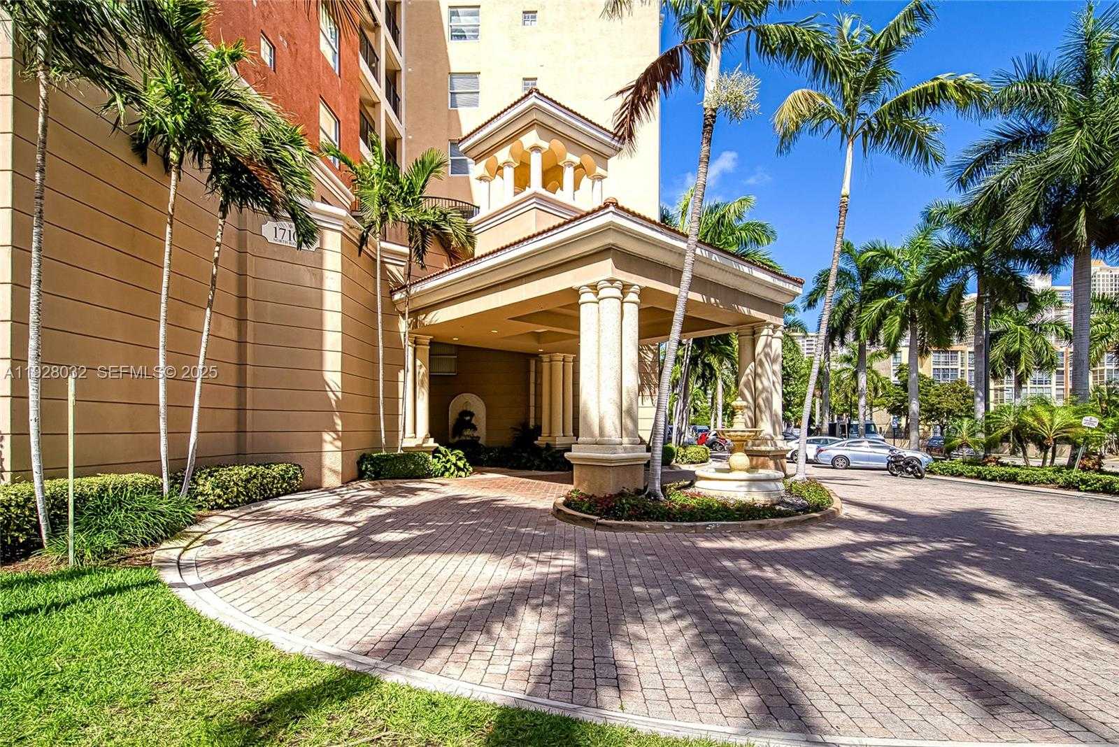 Small Image of 17150 NORTH BAY RD #2618, Sunny Isles Beach Number 52