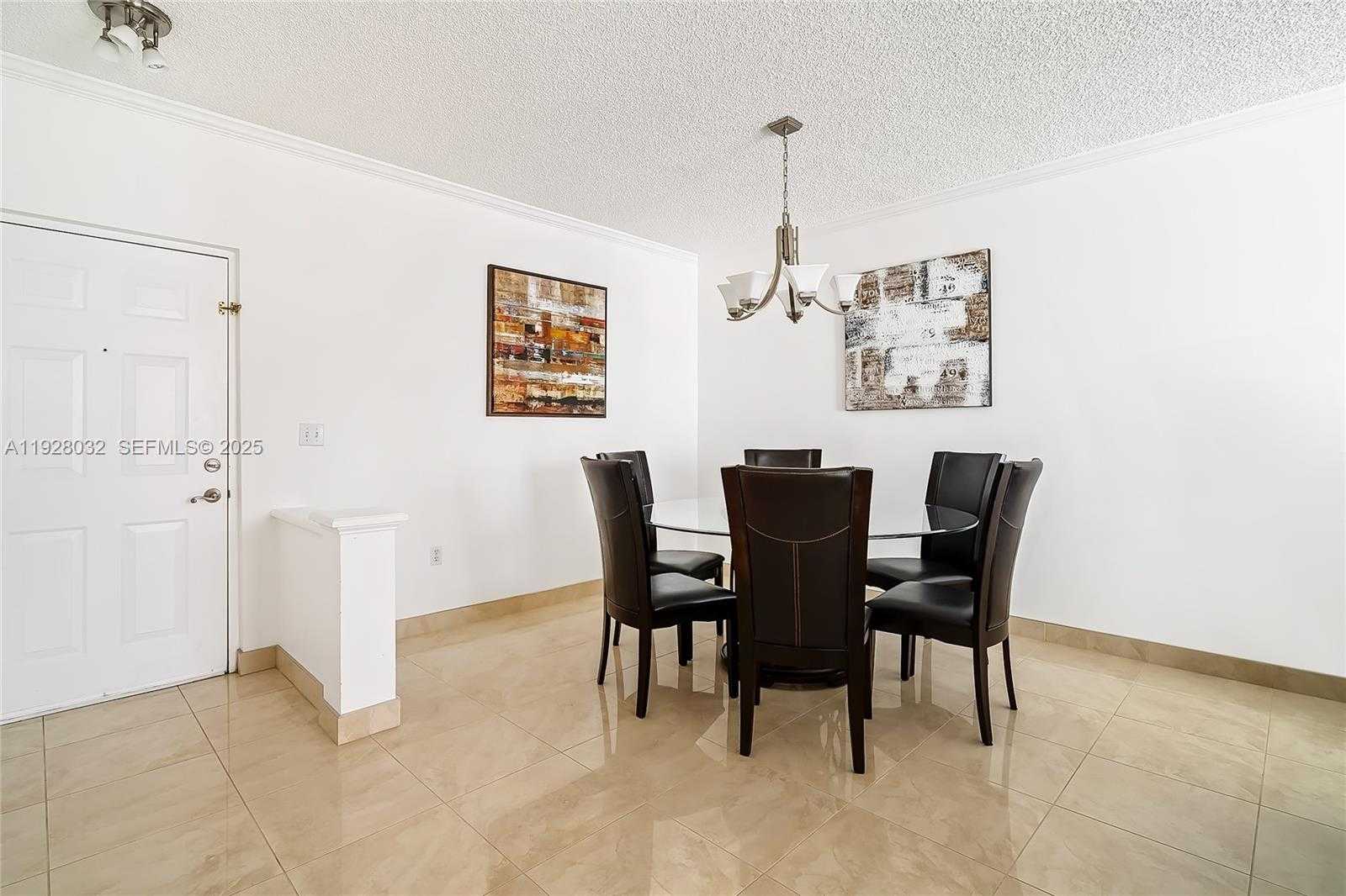 Small Image of 17150 NORTH BAY RD #2618, Sunny Isles Beach Number 6