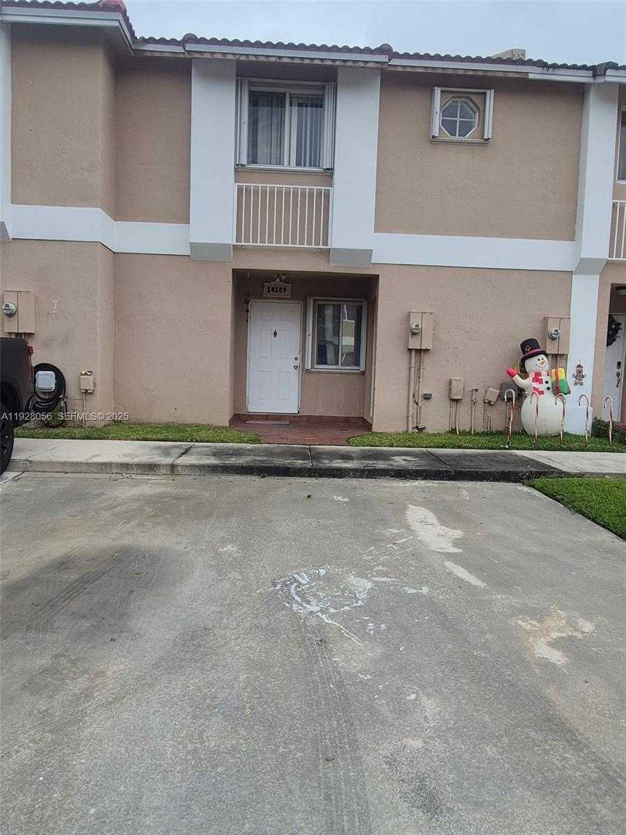 Small Image of Miami Number 3