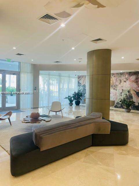 Small Image of 10275 COLLINS AVE #327, Bal Harbour Number 19