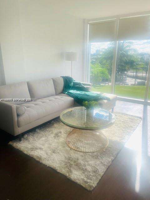 Small Image of 10275 COLLINS AVE #327, Bal Harbour Number 3
