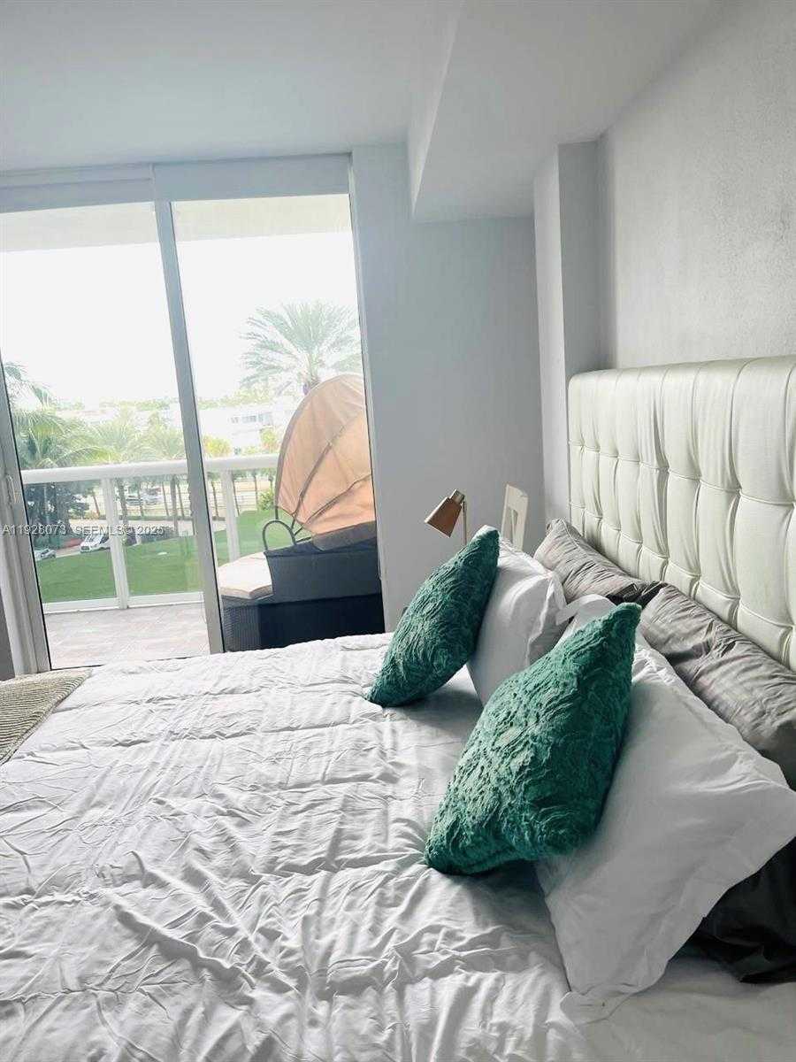 Small Image of 10275 COLLINS AVE #327, Bal Harbour Number 7