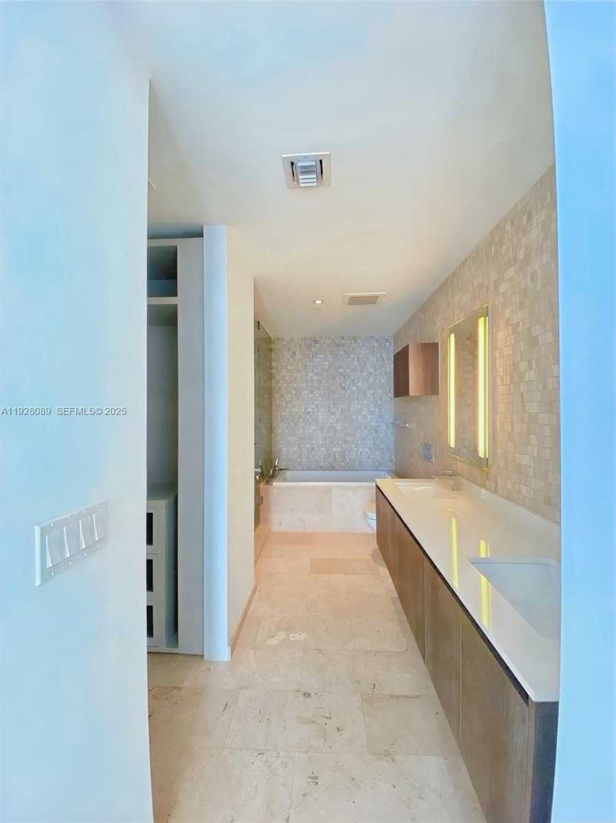 Small Image of 88 SOUTH WEST 7TH ST #3906, Miami Number 11