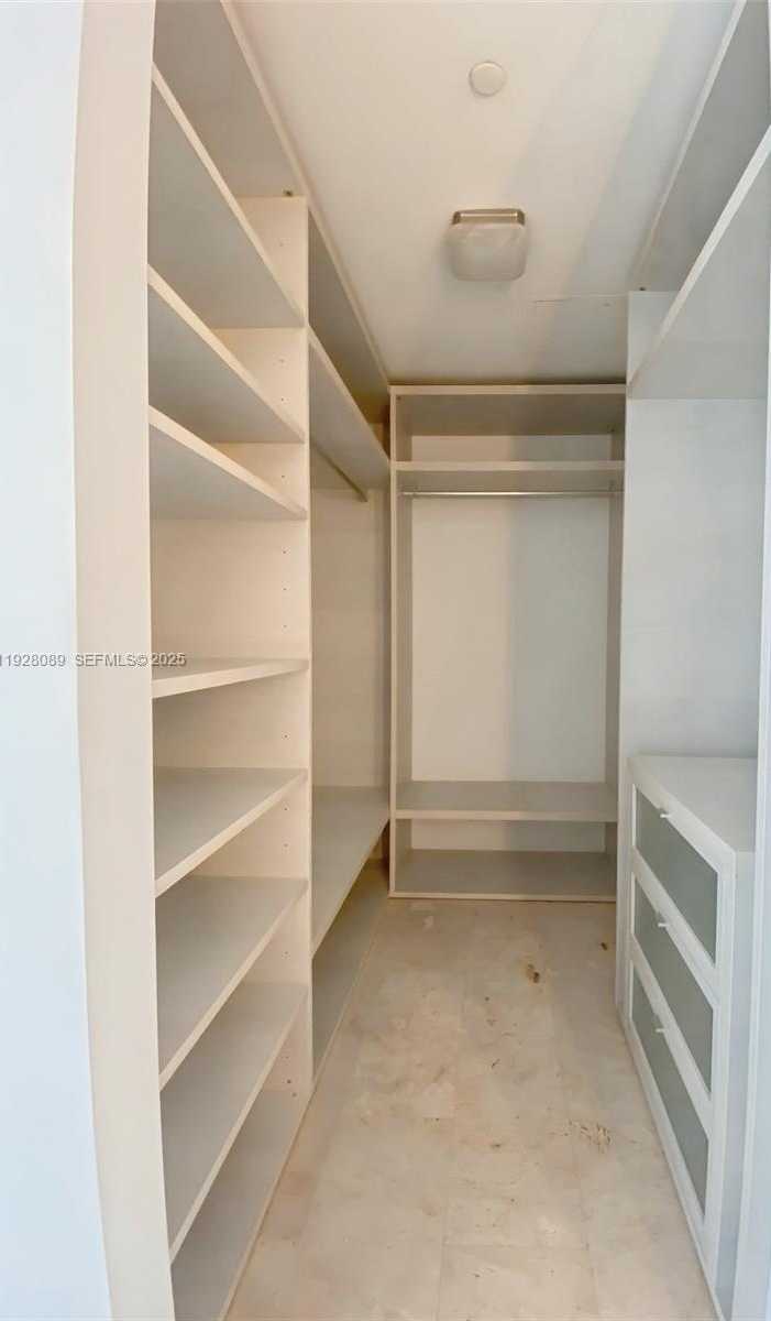 Small Image of 88 SOUTH WEST 7TH ST #3906, Miami Number 9