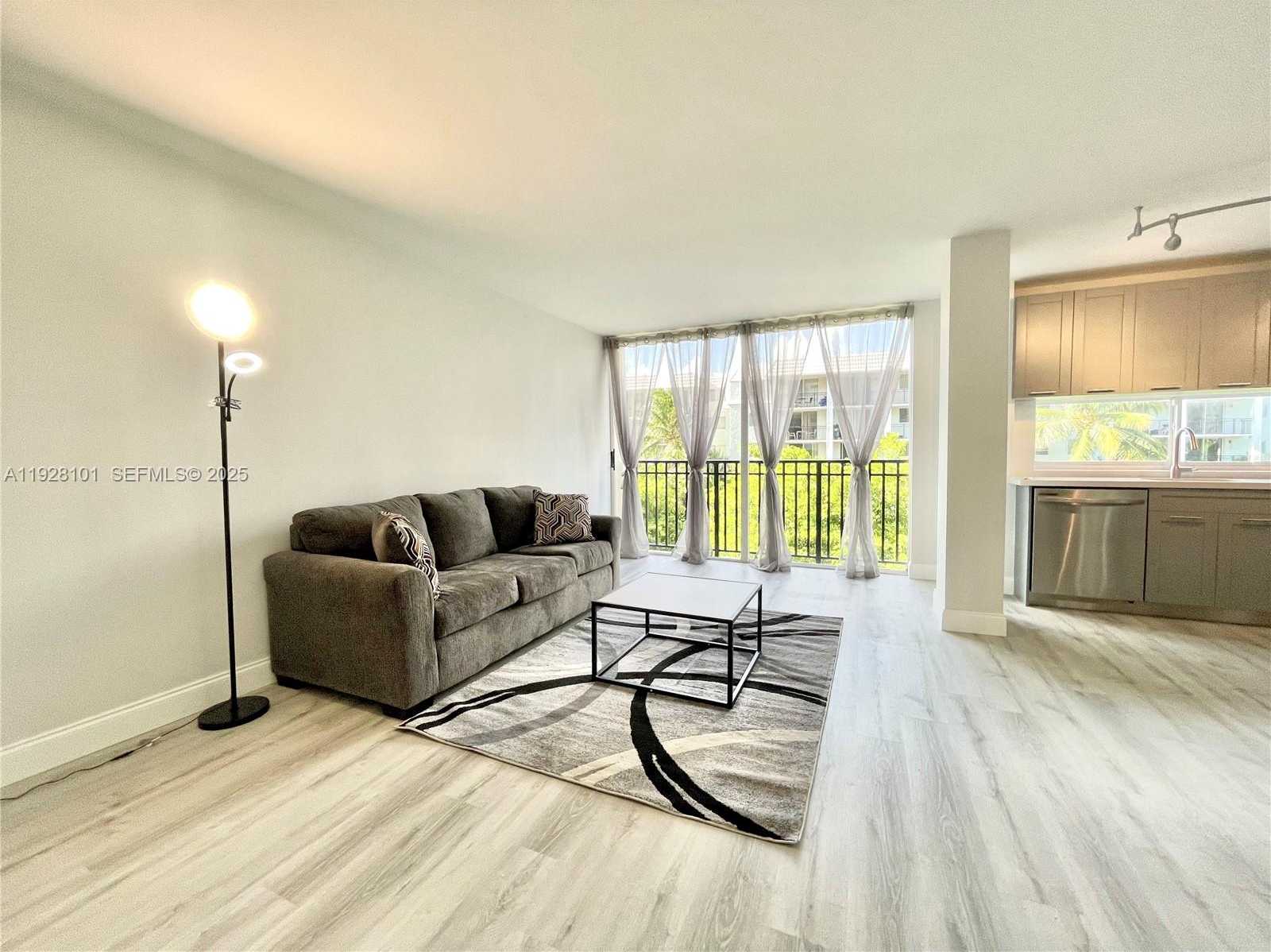 Small Image of 17021 NORTH BAY RD #410, Sunny Isles Beach Number 21