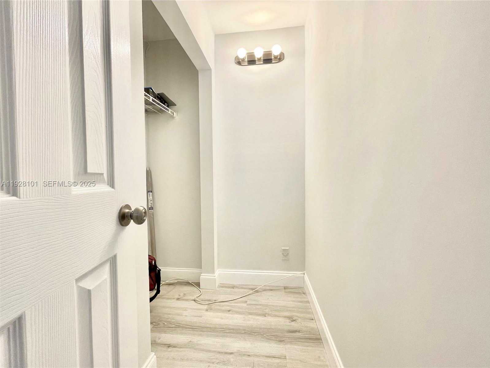 Small Image of 17021 NORTH BAY RD #410, Sunny Isles Beach Number 27