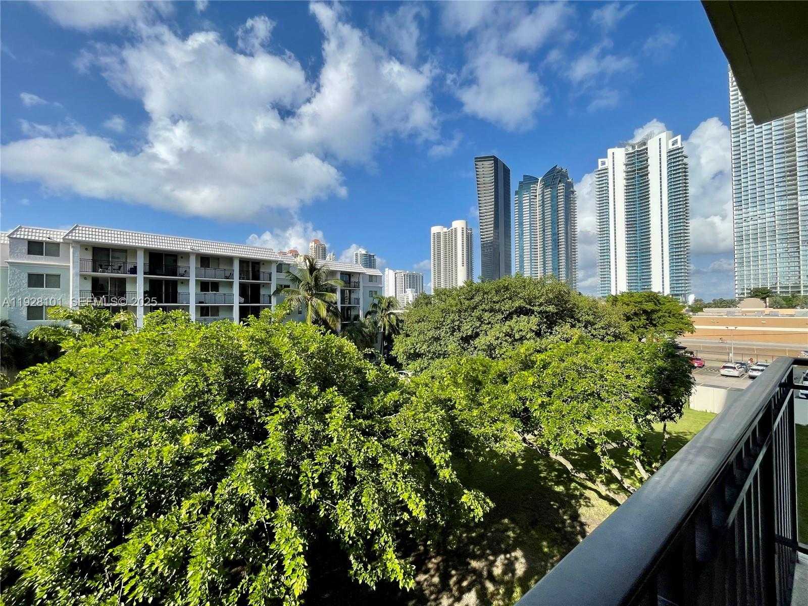 Small Image of 17021 NORTH BAY RD #410, Sunny Isles Beach Number 7