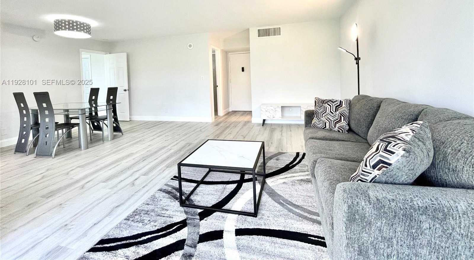 Small Image of 17021 NORTH BAY RD #410, Sunny Isles Beach Number 9
