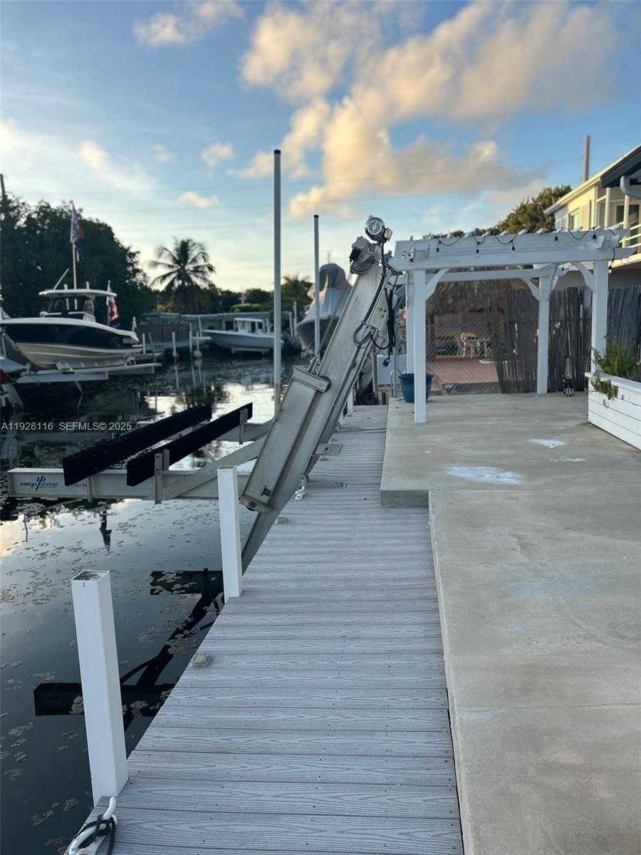 Small Image of 826 BONITO LN #-, Key Largo Number 12