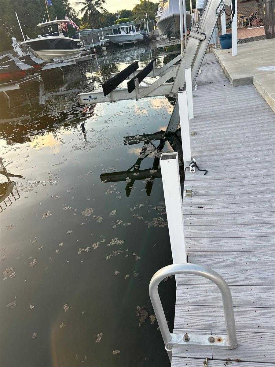 Small Image of 826 BONITO LN #-, Key Largo Number 14