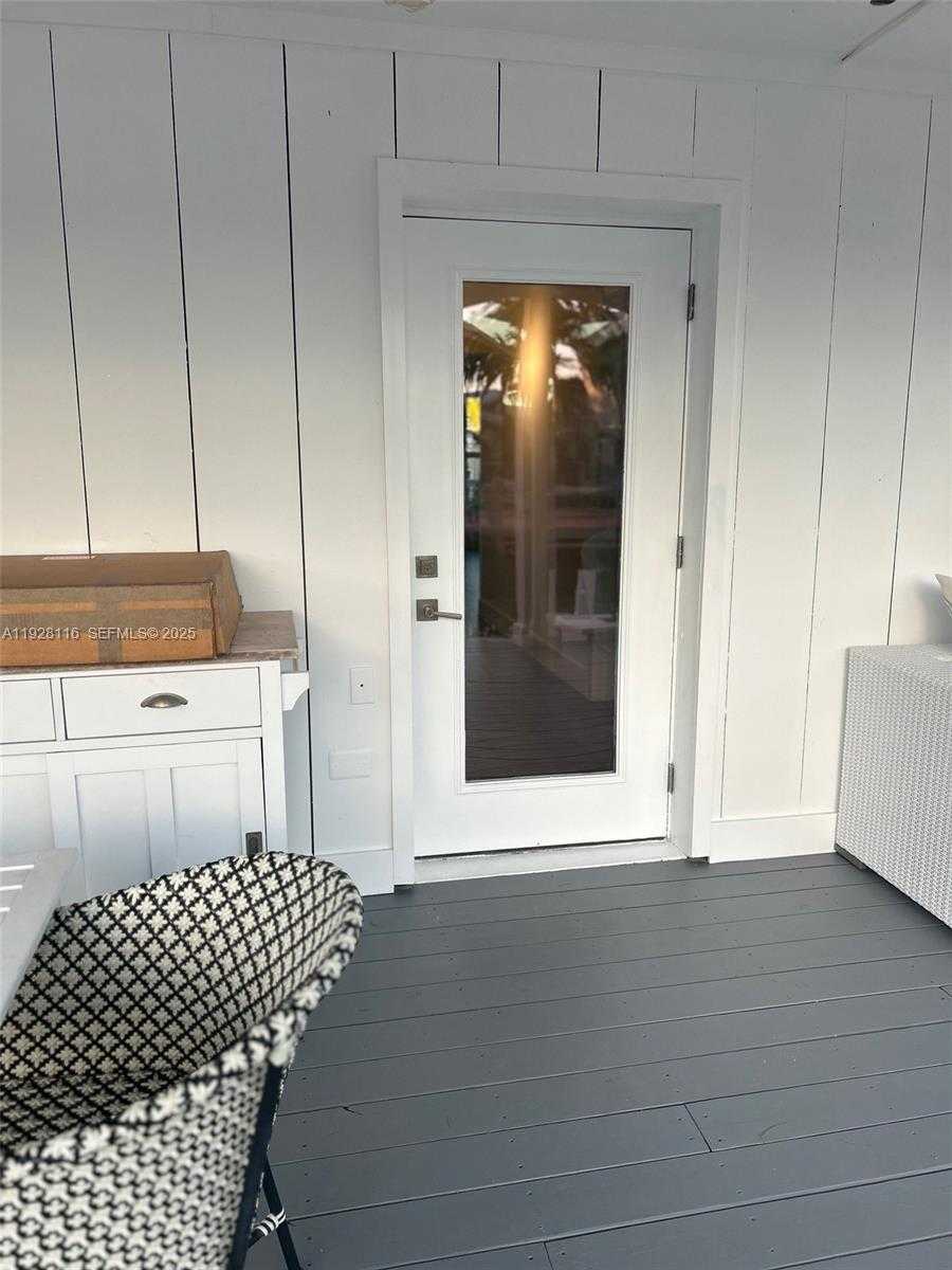 Small Image of 826 BONITO LN #-, Key Largo Number 16