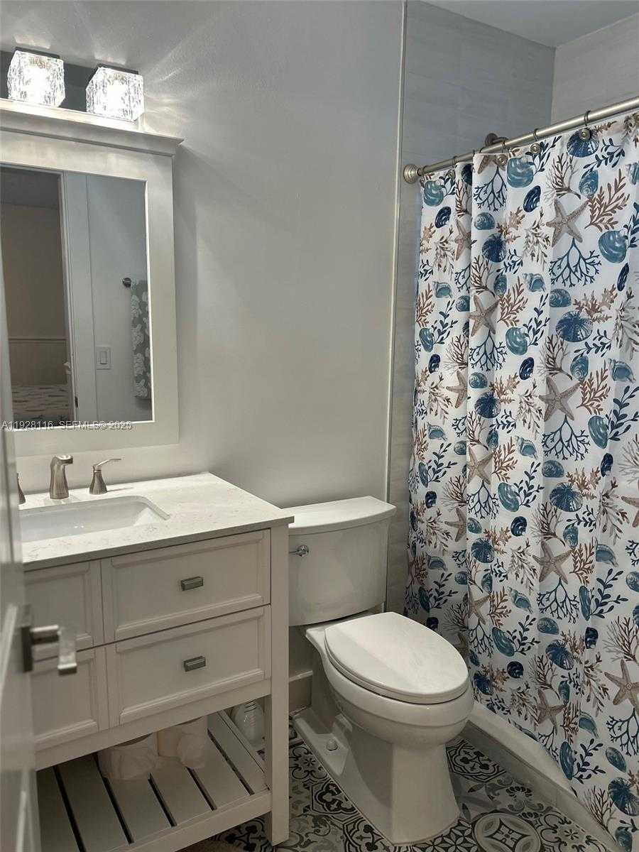 Small Image of 826 BONITO LN #-, Key Largo Number 19