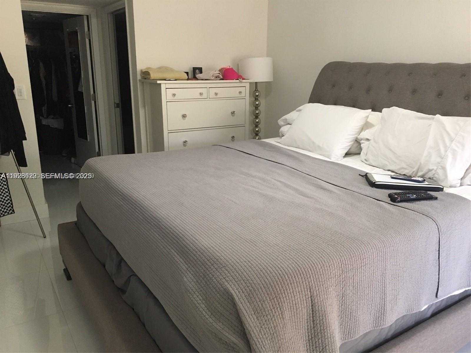 Small Image of 3551 MAGELLAN CIR #423, Aventura Number 4