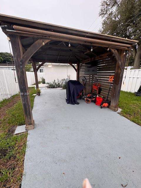 Small Image of 880 ORIOLE AVE #1, Miami Springs Number 8
