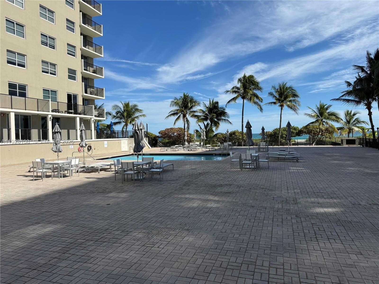 Small Image of 9273 COLLINS AVE #207, Surfside Number 7