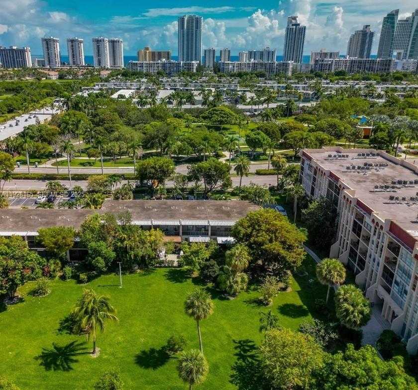 Small Image of 1001 EAST THREE ISLANDS BLVD #36, Hallandale Beach Number 15