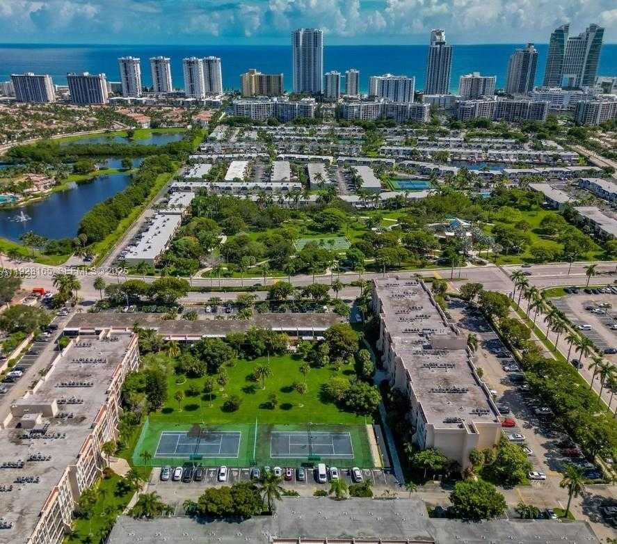 Small Image of 1001 EAST THREE ISLANDS BLVD #36, Hallandale Beach Number 16