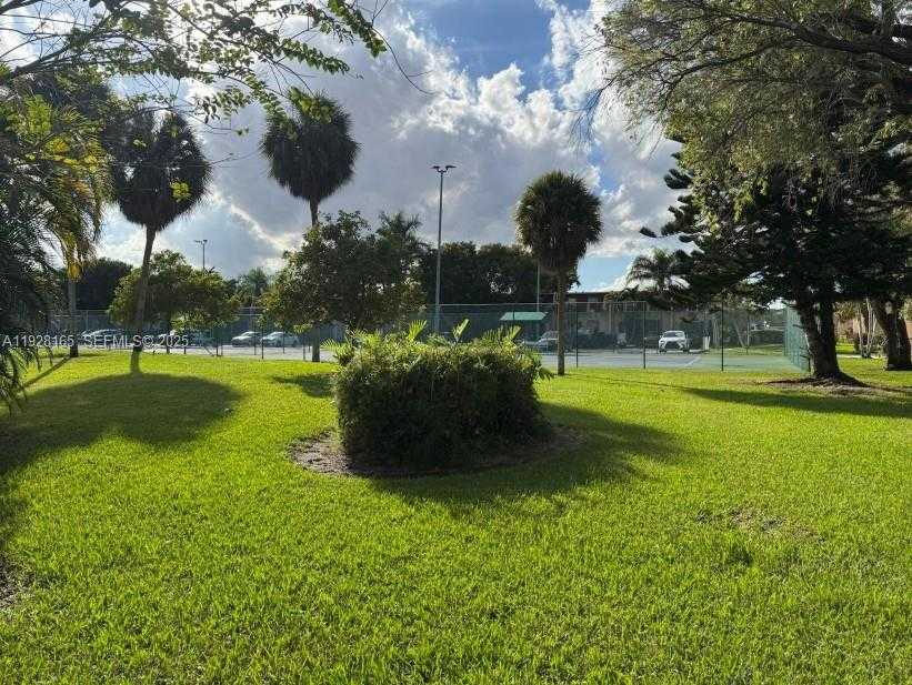 Small Image of 1001 EAST THREE ISLANDS BLVD #36, Hallandale Beach Number 22