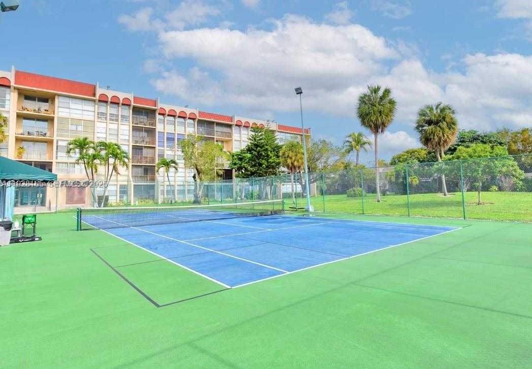 Small Image of 1001 EAST THREE ISLANDS BLVD #36, Hallandale Beach Number 5