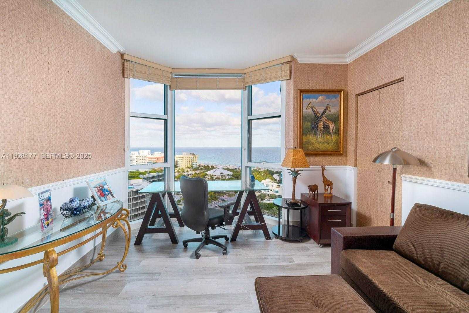 Small Image of 300 SOUTH POINTE DR #1701, Miami Beach Number 22