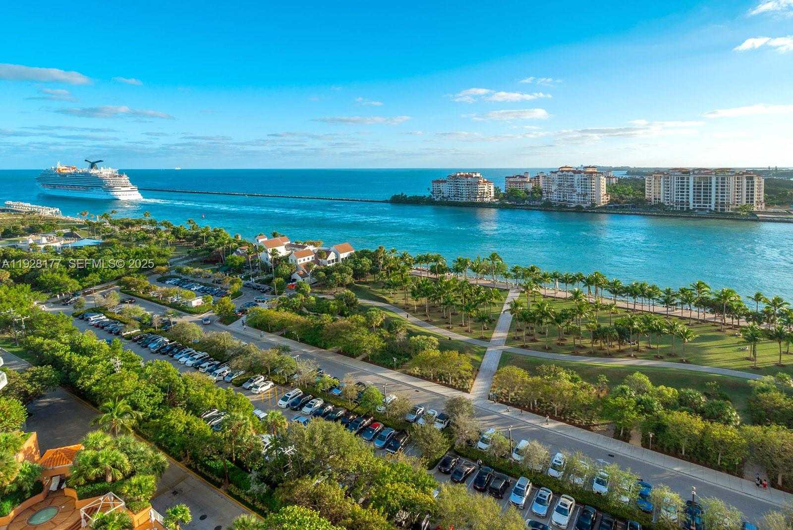 Small Image of 300 SOUTH POINTE DR #1701, Miami Beach Number 29