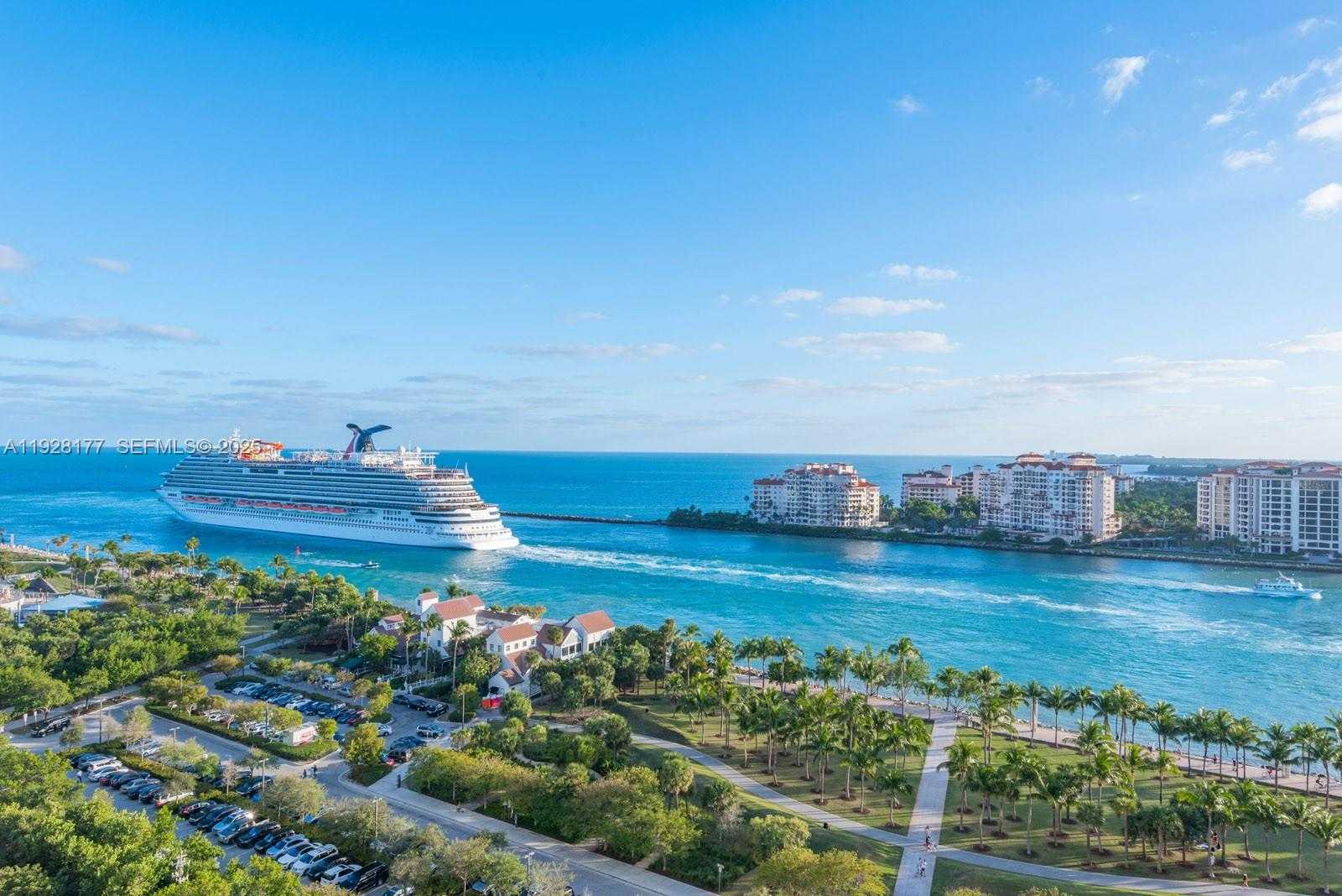 Small Image of 300 SOUTH POINTE DR #1701, Miami Beach Number 34