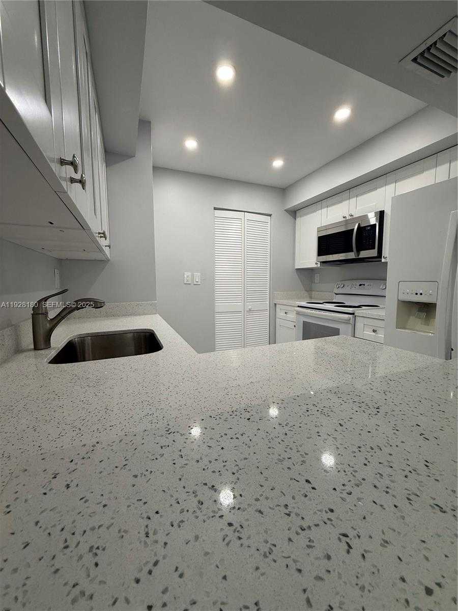 Small Image of 11790 SOUTH WEST 18TH ST #219-3, Miami Number 1