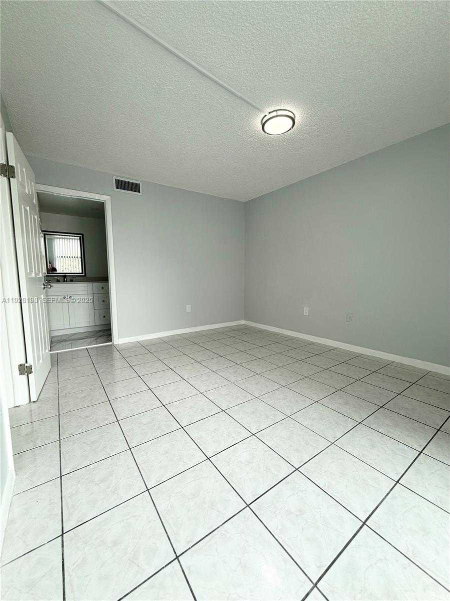 Small Image of 11790 SOUTH WEST 18TH ST #219-3, Miami Number 6