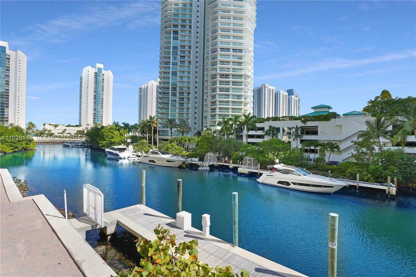 Small Image of 250 SOUTH SUNNY ISLES BLVD #TH-207, Sunny Isles Beach Number 10
