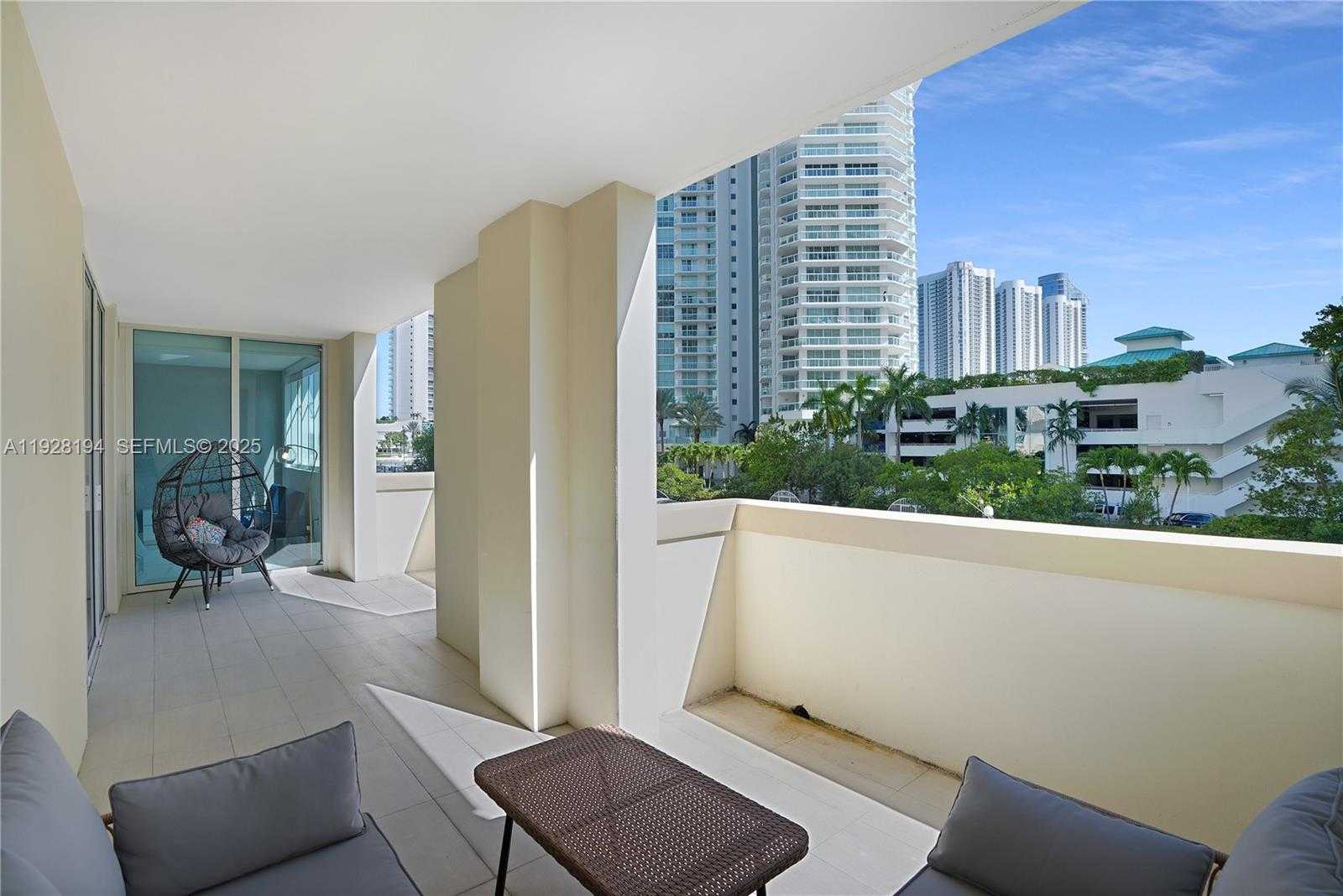 Small Image of 250 SOUTH SUNNY ISLES BLVD #TH-207, Sunny Isles Beach Number 12