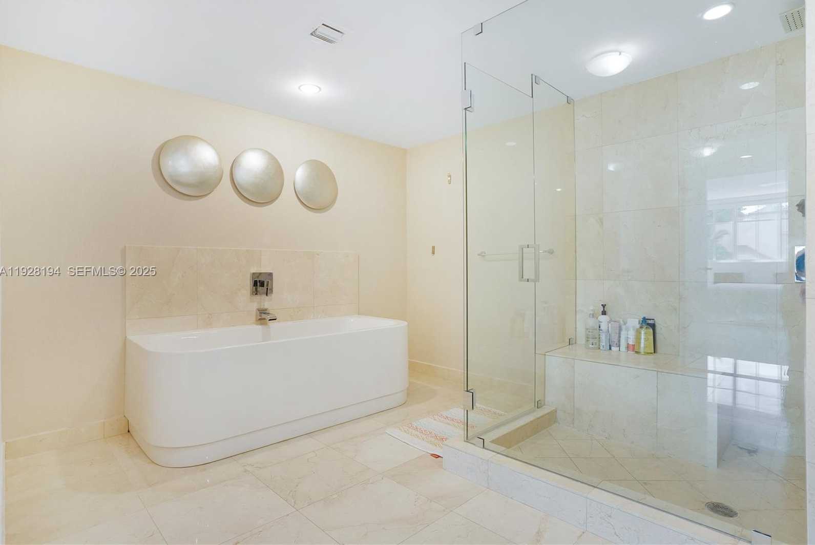 Small Image of 250 SOUTH SUNNY ISLES BLVD #TH-207, Sunny Isles Beach Number 18