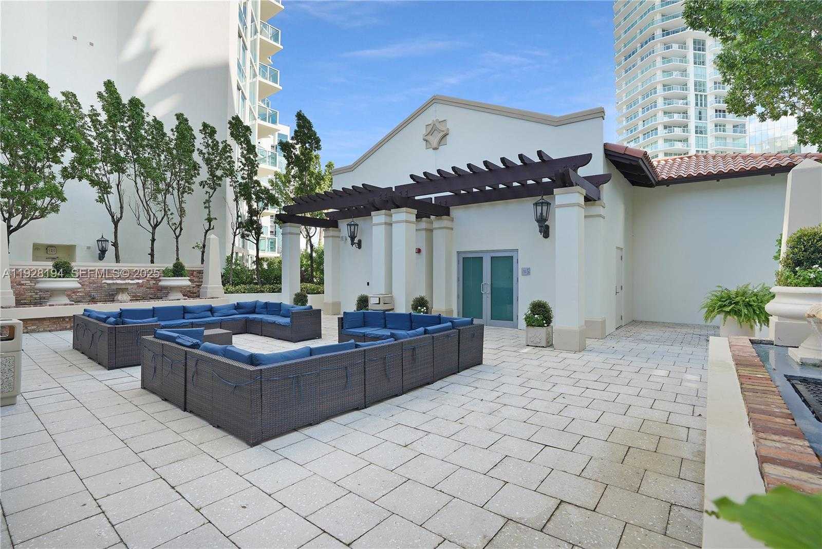 Small Image of 250 SOUTH SUNNY ISLES BLVD #TH-207, Sunny Isles Beach Number 31