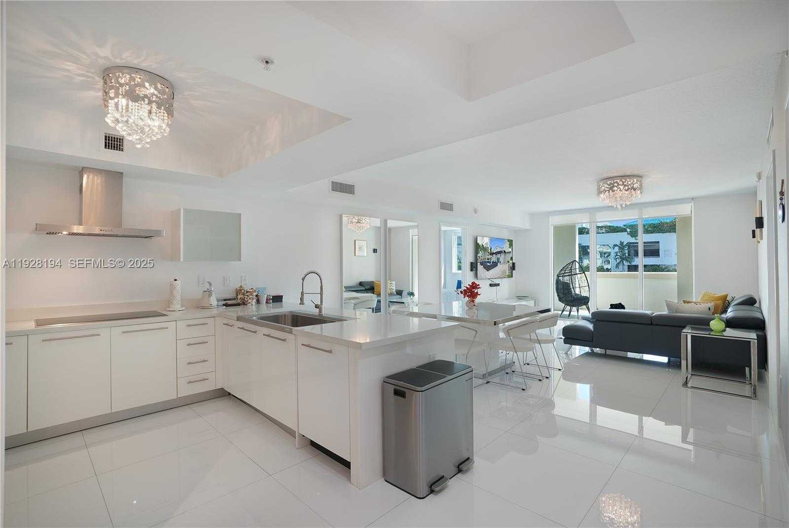 Small Image of 250 SOUTH SUNNY ISLES BLVD #TH-207, Sunny Isles Beach Number 5