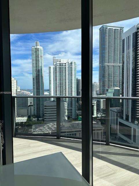 Small Image of 45 SOUTH WEST 9TH ST #2303, Miami Number 24