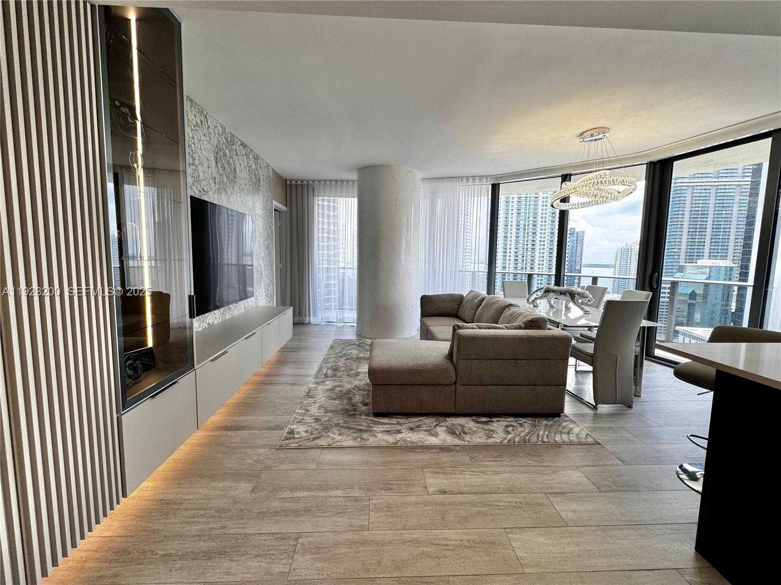 Small Image of 45 SOUTH WEST 9TH ST #2303, Miami Number 3