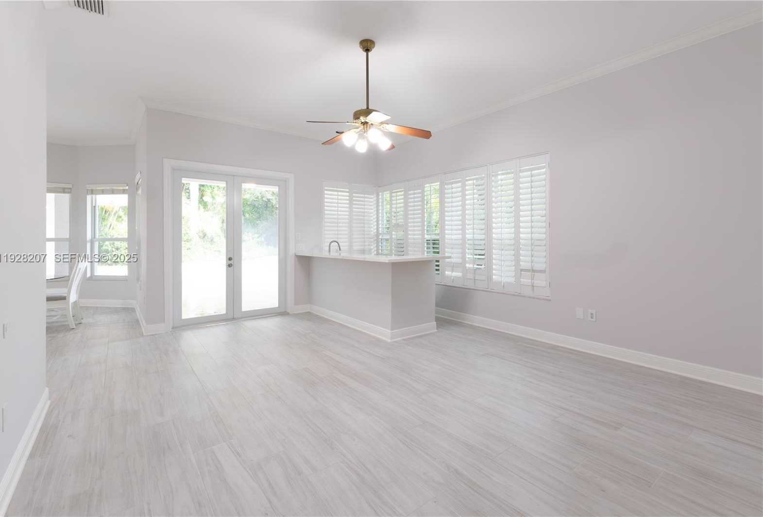 Imagen de Pequeño Objeto