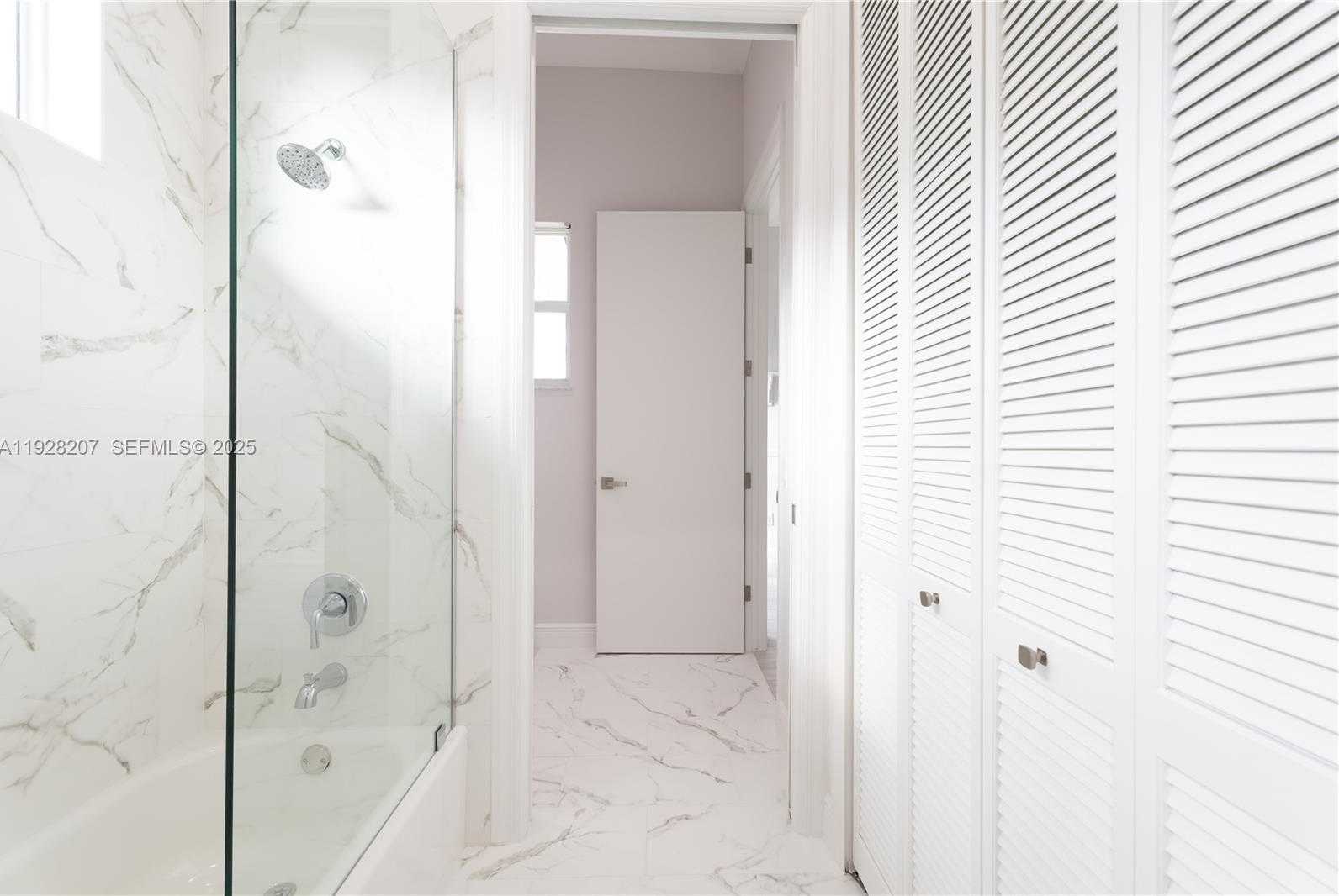 Imagen de Pequeño Objeto