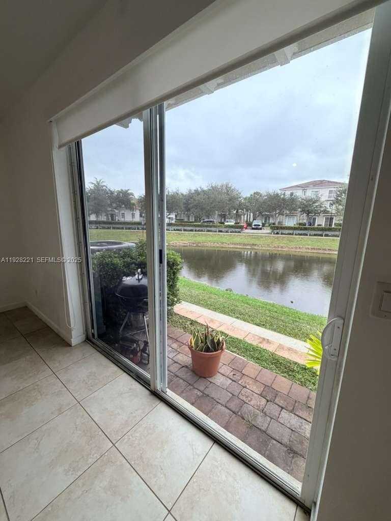 Imagen de Pequeño Objeto