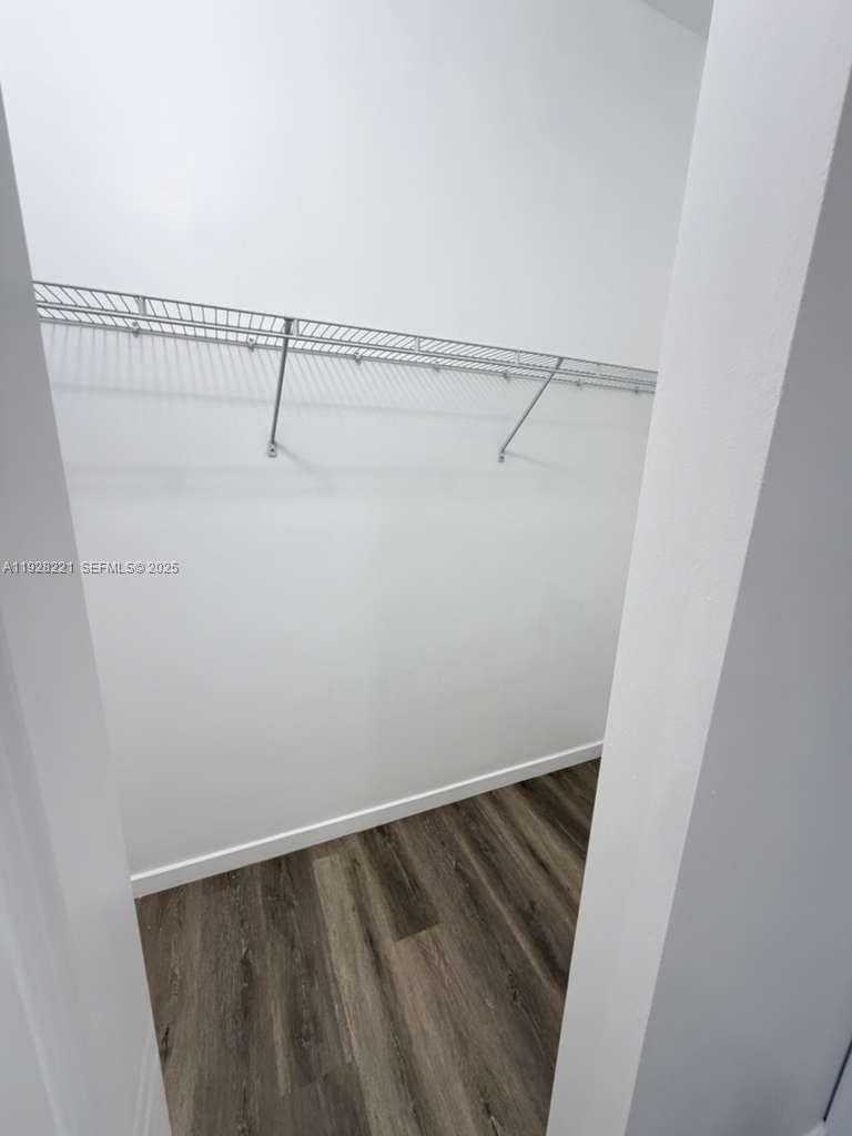 Imagen de Pequeño Objeto