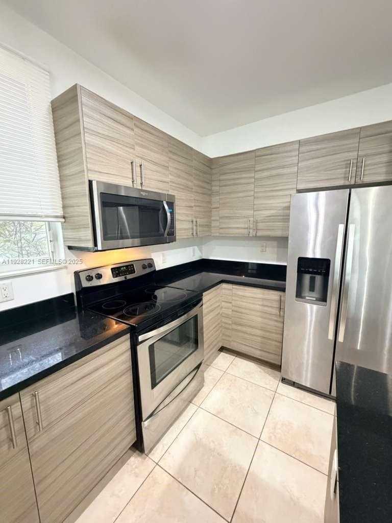 Imagen de Pequeño Objeto