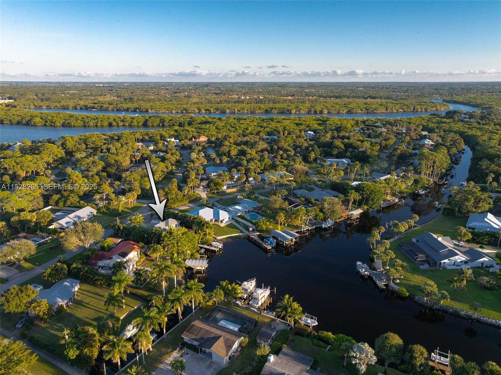 Small Image of 3842 SOUTH WEST SAINT LUCIE LN, Palm City Number 1