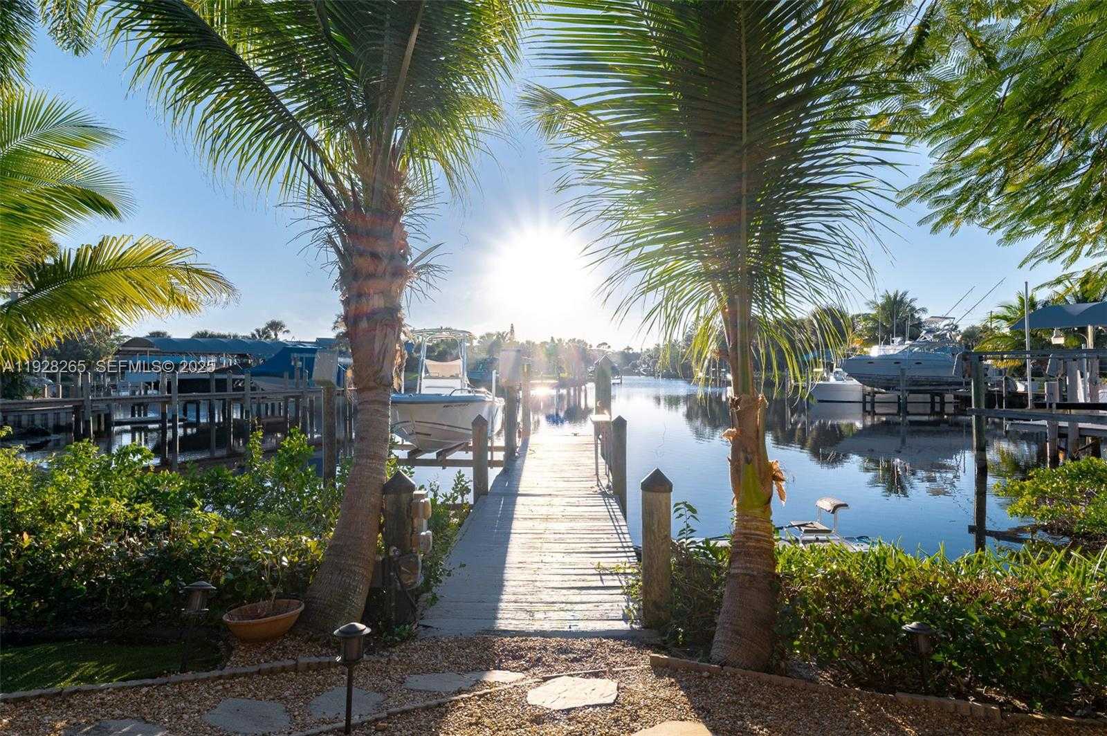 Small Image of 3842 SOUTH WEST SAINT LUCIE LN, Palm City Number 10