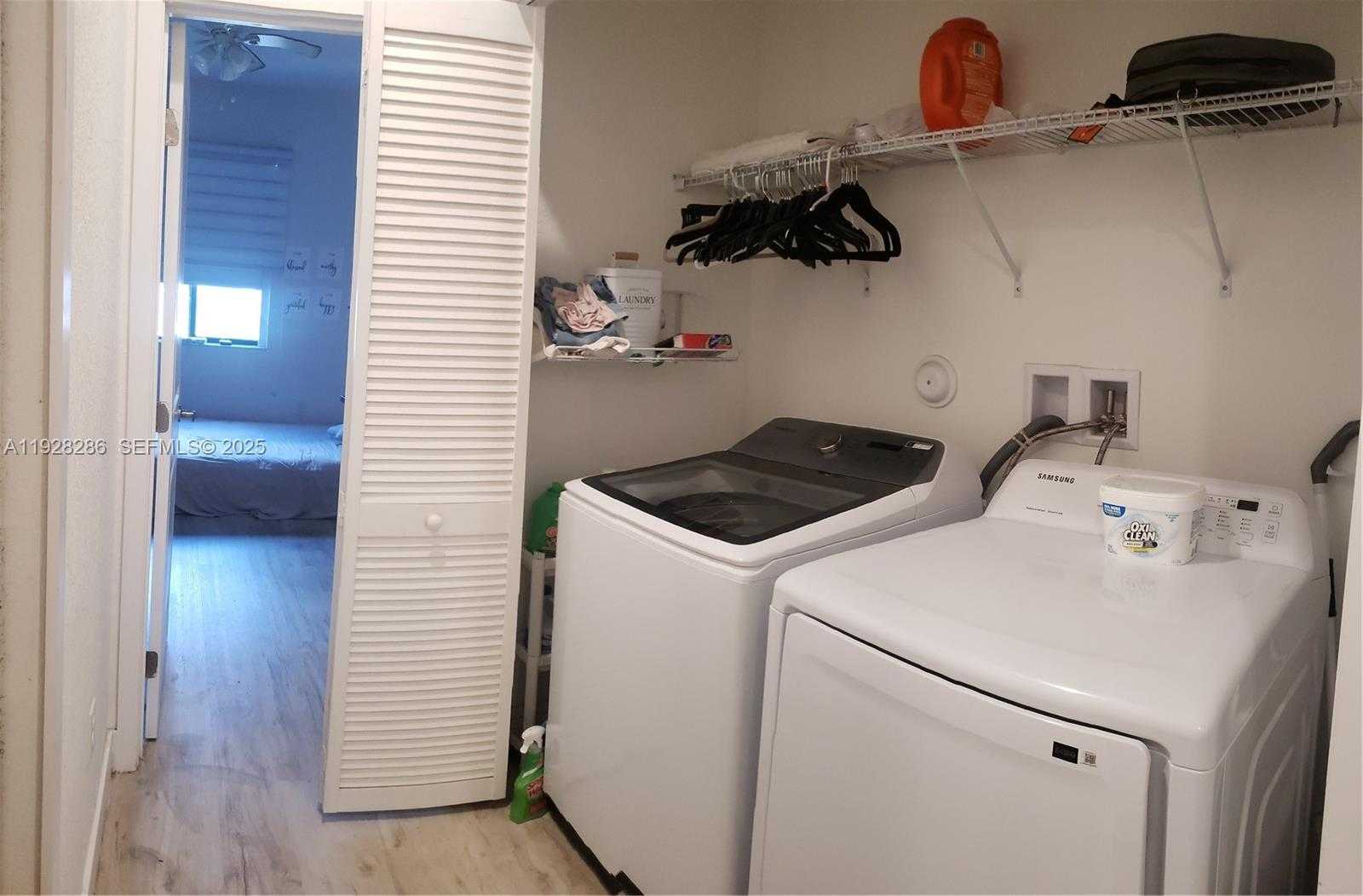 Small Image of 2414 SOUTH WEST 145TH PL #2414, Miami Number 23