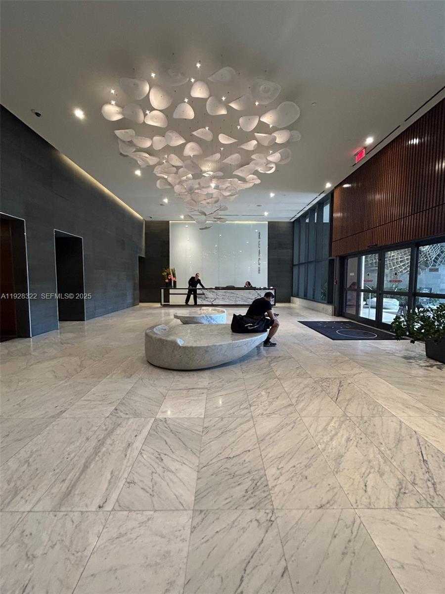 Small Image of 68 SOUTH EAST 6TH ST #3008, Miami Number 1