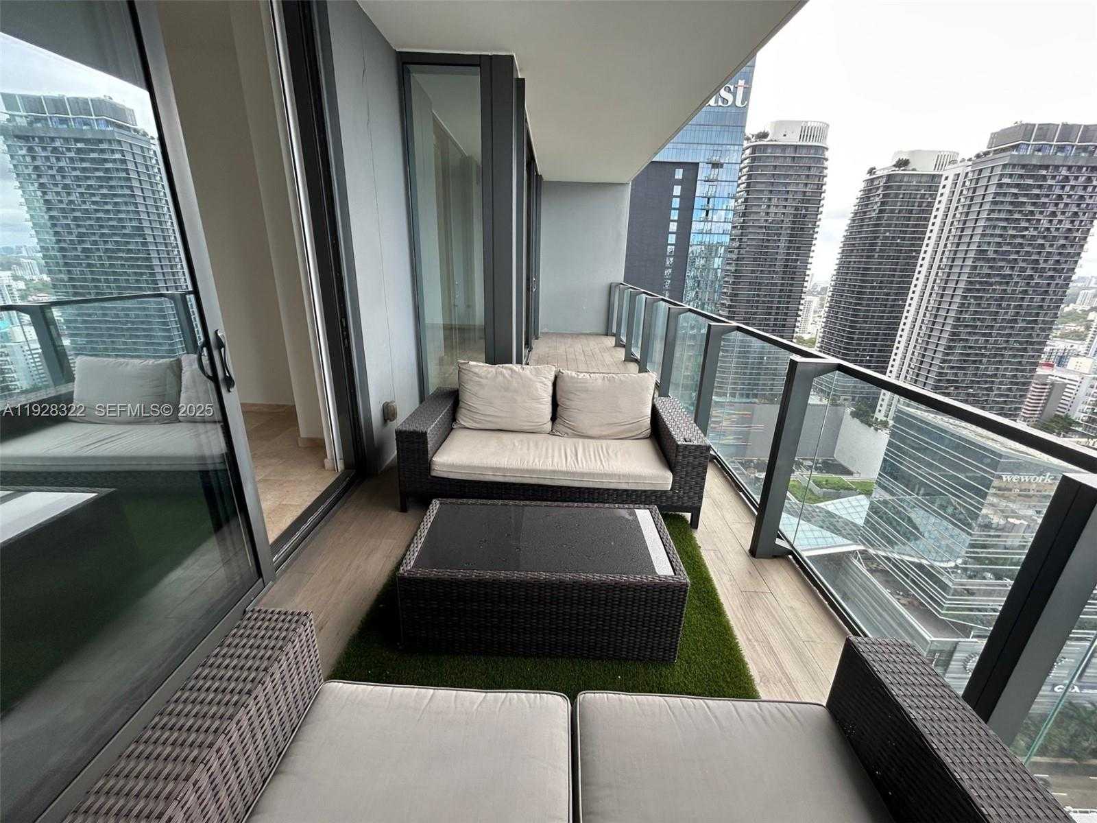 Small Image of 68 SOUTH EAST 6TH ST #3008, Miami Number 21