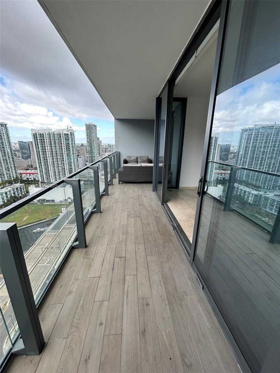 Small Image of 68 SOUTH EAST 6TH ST #3008, Miami Number 22