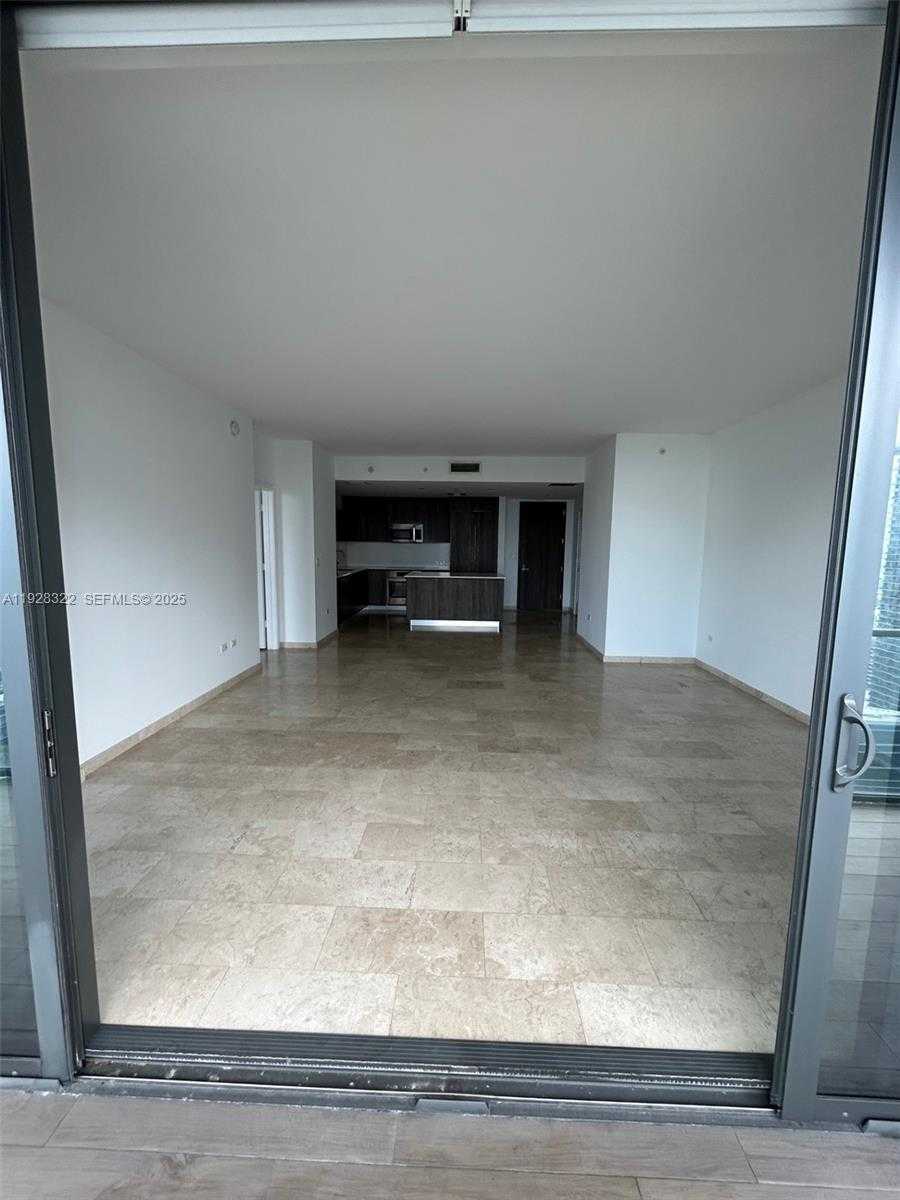 Small Image of 68 SOUTH EAST 6TH ST #3008, Miami Number 23