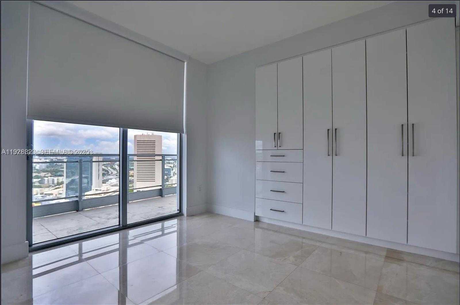 Small Image of 90 SOUTH WEST 3RD ST #3604, Miami Number 4
